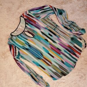 Tunic style shirt with keyhole design